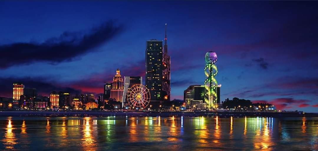 Apartment Twin Towers David Batumi Exteriér fotografie