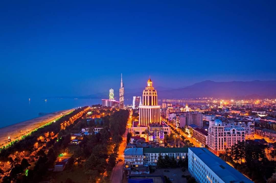 Apartment Twin Towers David Batumi Exteriér fotografie